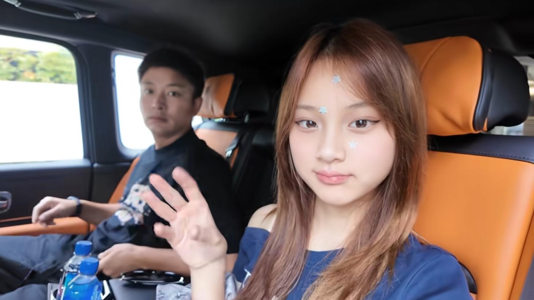 钱赚够了不装了?贾乃亮两招替甜馨挽回面子,还给董璇出了口恶气 钱赚够了不装了?贾乃亮两招替甜馨挽回面子,还给董璇出了口恶气
