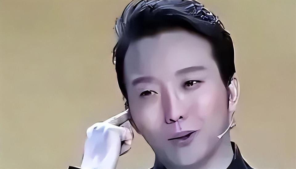 善恶终有报！47岁跌落神坛的李玉刚，终是活成了跳梁小丑