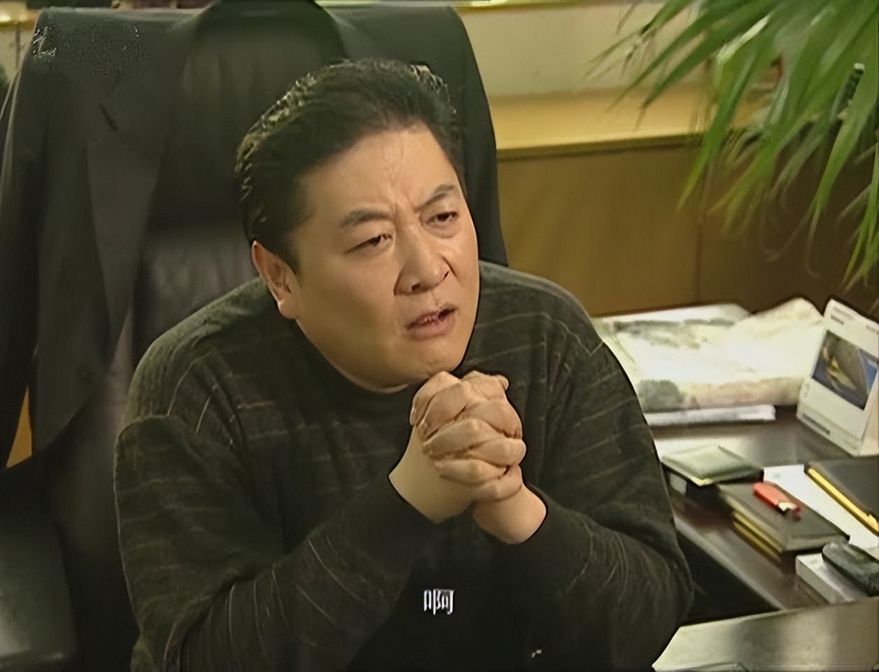 他三婚三离,发妻再嫁李幼斌,65岁独自抚养3个娃,生活悠哉幸福 他三婚三离,发妻再嫁李幼斌,65岁独自抚养3个娃,生活悠哉幸福