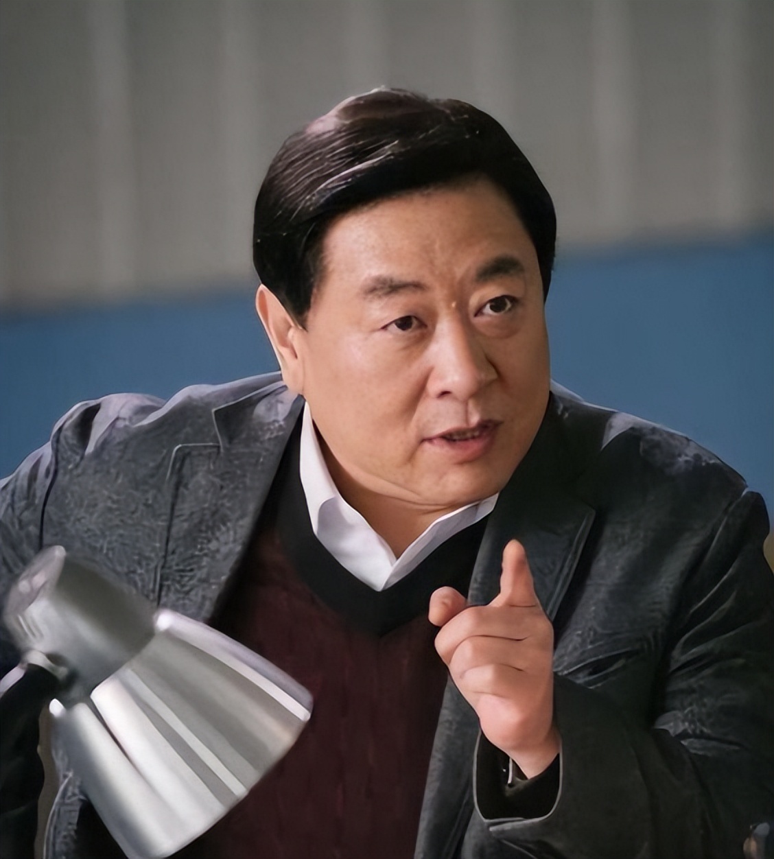 他三婚三离,发妻再嫁李幼斌,65岁独自抚养3个娃,生活悠哉幸福 他三婚三离,发妻再嫁李幼斌,65岁独自抚养3个娃,生活悠哉幸福