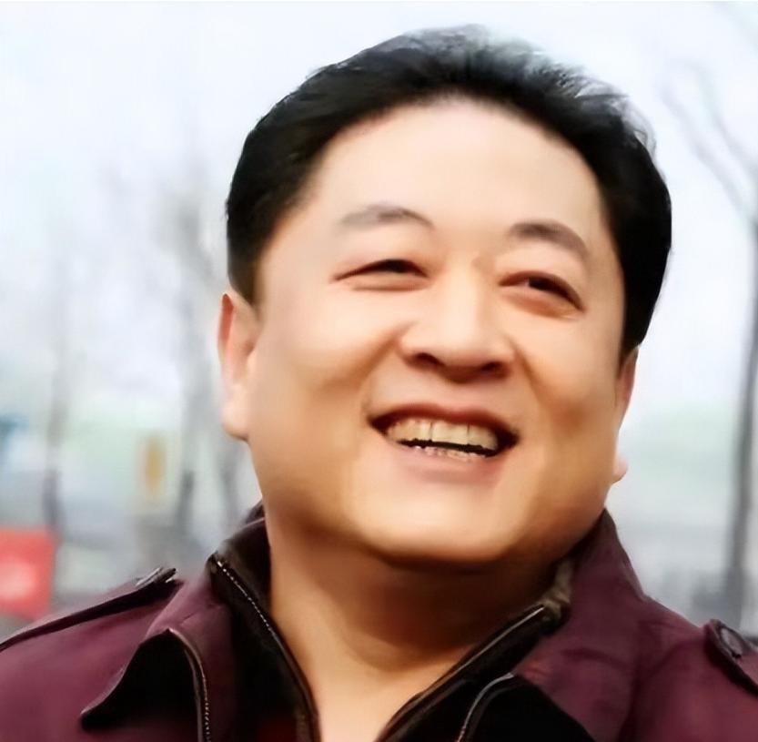 他三婚三离,发妻再嫁李幼斌,65岁独自抚养3个娃,生活悠哉幸福 他三婚三离,发妻再嫁李幼斌,65岁独自抚养3个娃,生活悠哉幸福