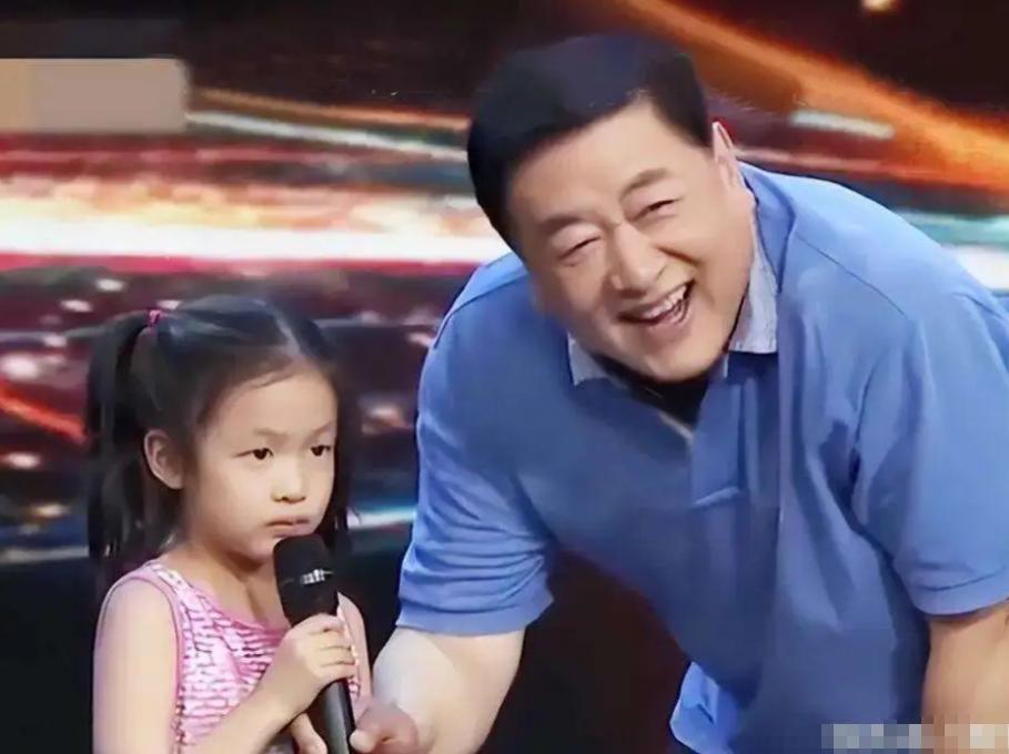 他三婚三离,发妻再嫁李幼斌,65岁独自抚养3个娃,生活悠哉幸福 他三婚三离,发妻再嫁李幼斌,65岁独自抚养3个娃,生活悠哉幸福