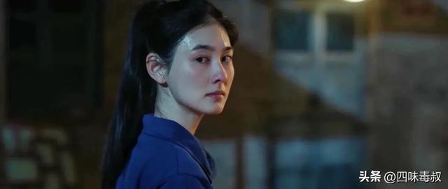 被大女主「骗」进来后，才发现真正的主角另有其人