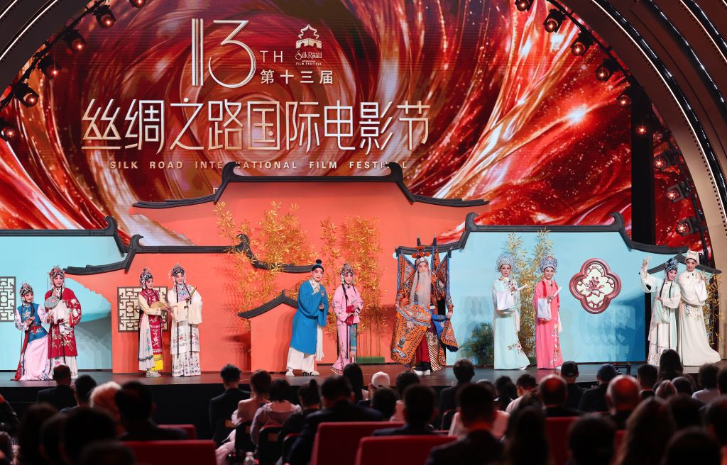 第十三届丝绸之路国际电影节在西安开幕 第十三届丝绸之路国际电影节在西安开幕